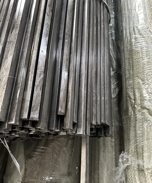 SQUARE-FLAT BARS